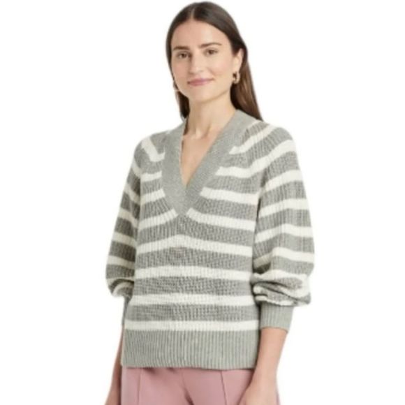 A New Day Gray Striped V-Neck Balloon Sleeve Pullover Chunky Knit Sweater XS - Picture 4 of 5